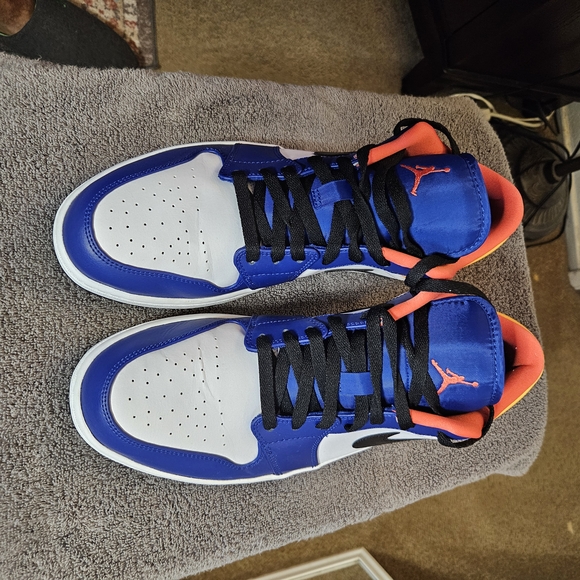 Jordan 1 Low "White Deep Royal Blue" - Picture 1 of 4